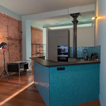 Designer Loft In Center Trier