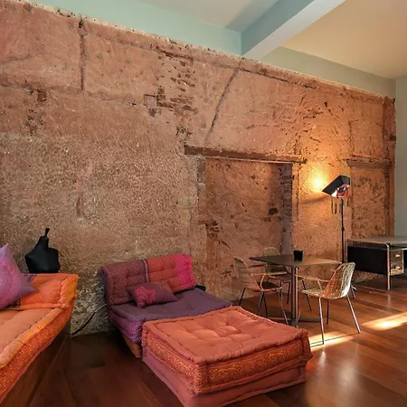 Designer Loft In Center Apartment Trier